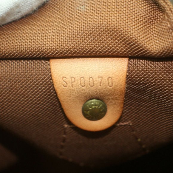 100% Authentic Louis Vuitton Speedy 35 Monogram Hand Bag - Picture 9 of 10